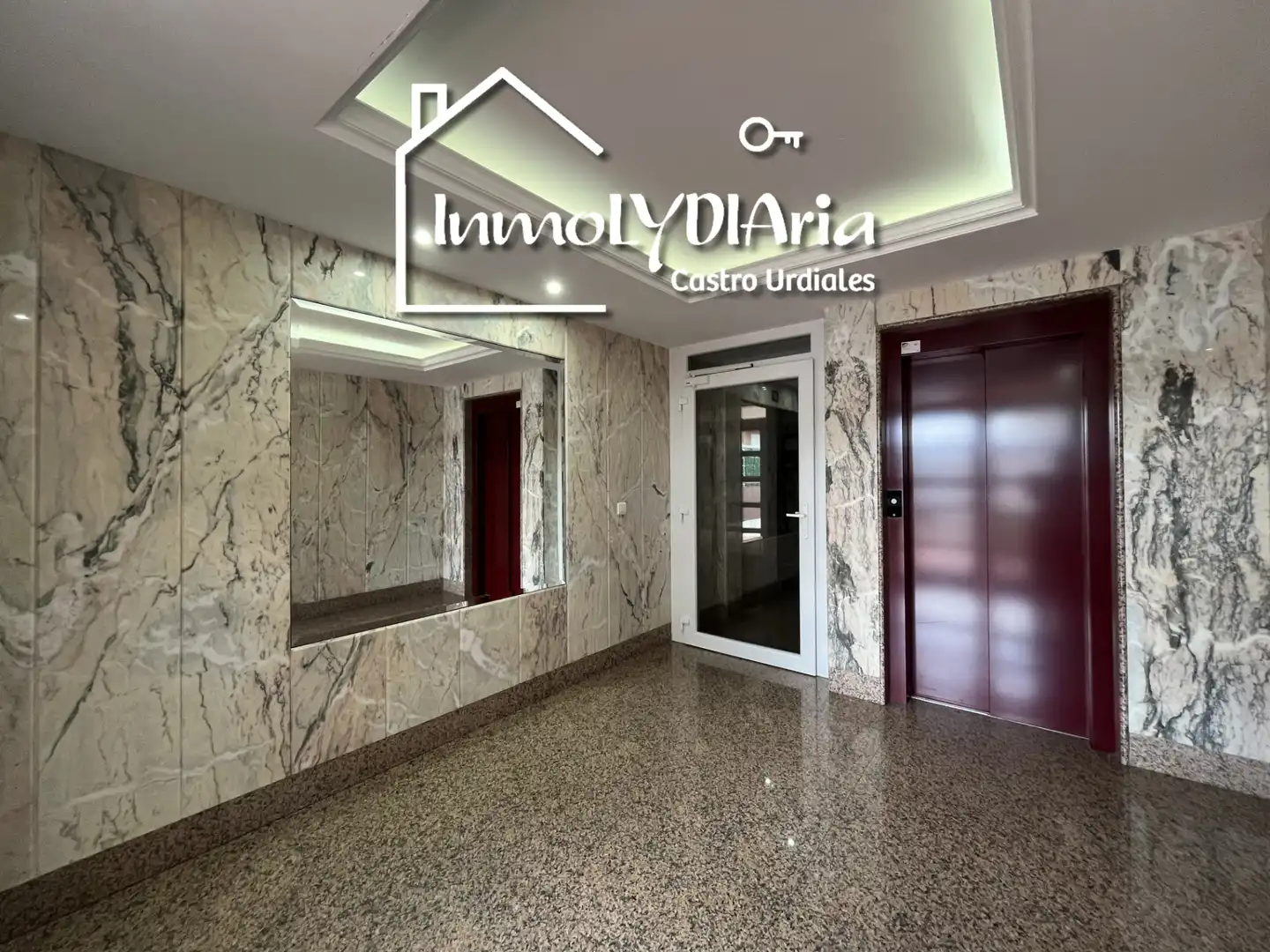 Piso en venta en Castro-Urdiales con Calefacción, Parquet y Terraza