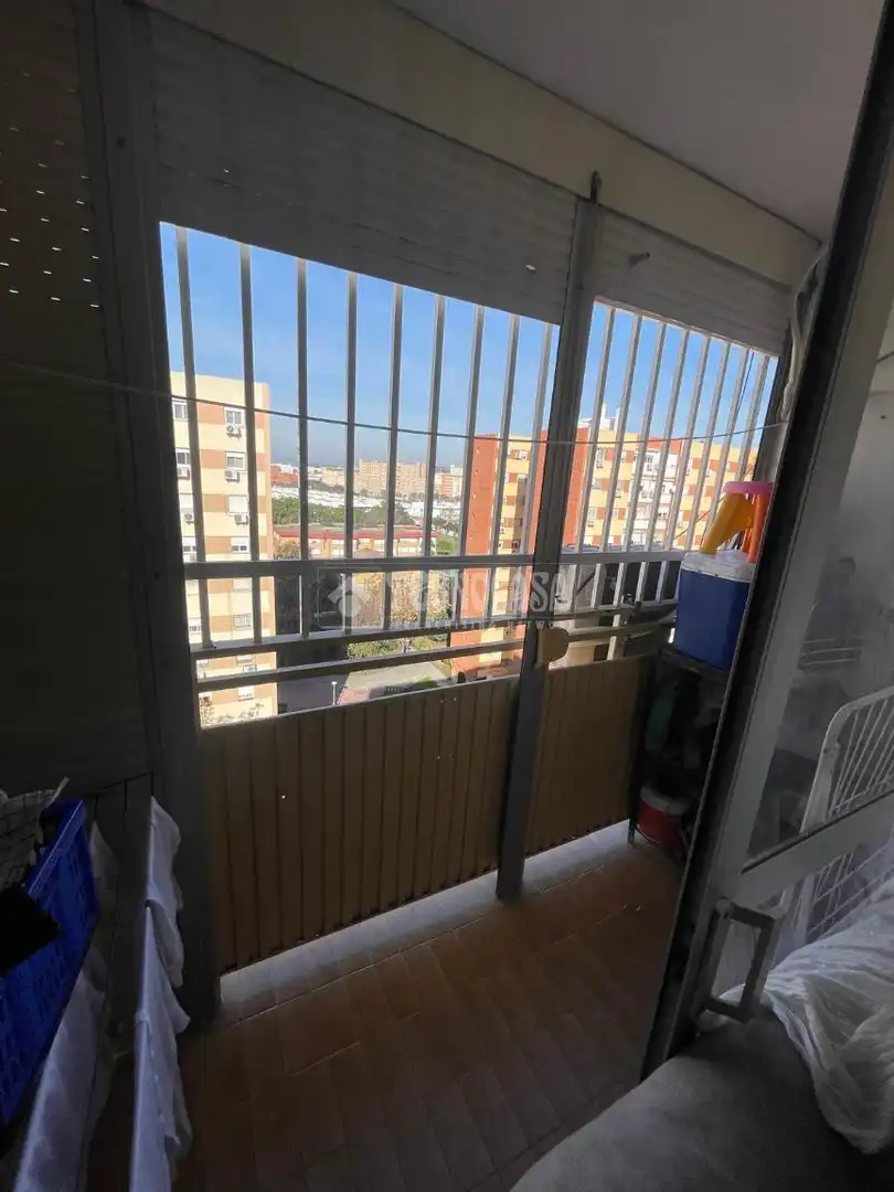 Balcony of Flat for sale in Sevilla  with Air Conditioner and Terrace