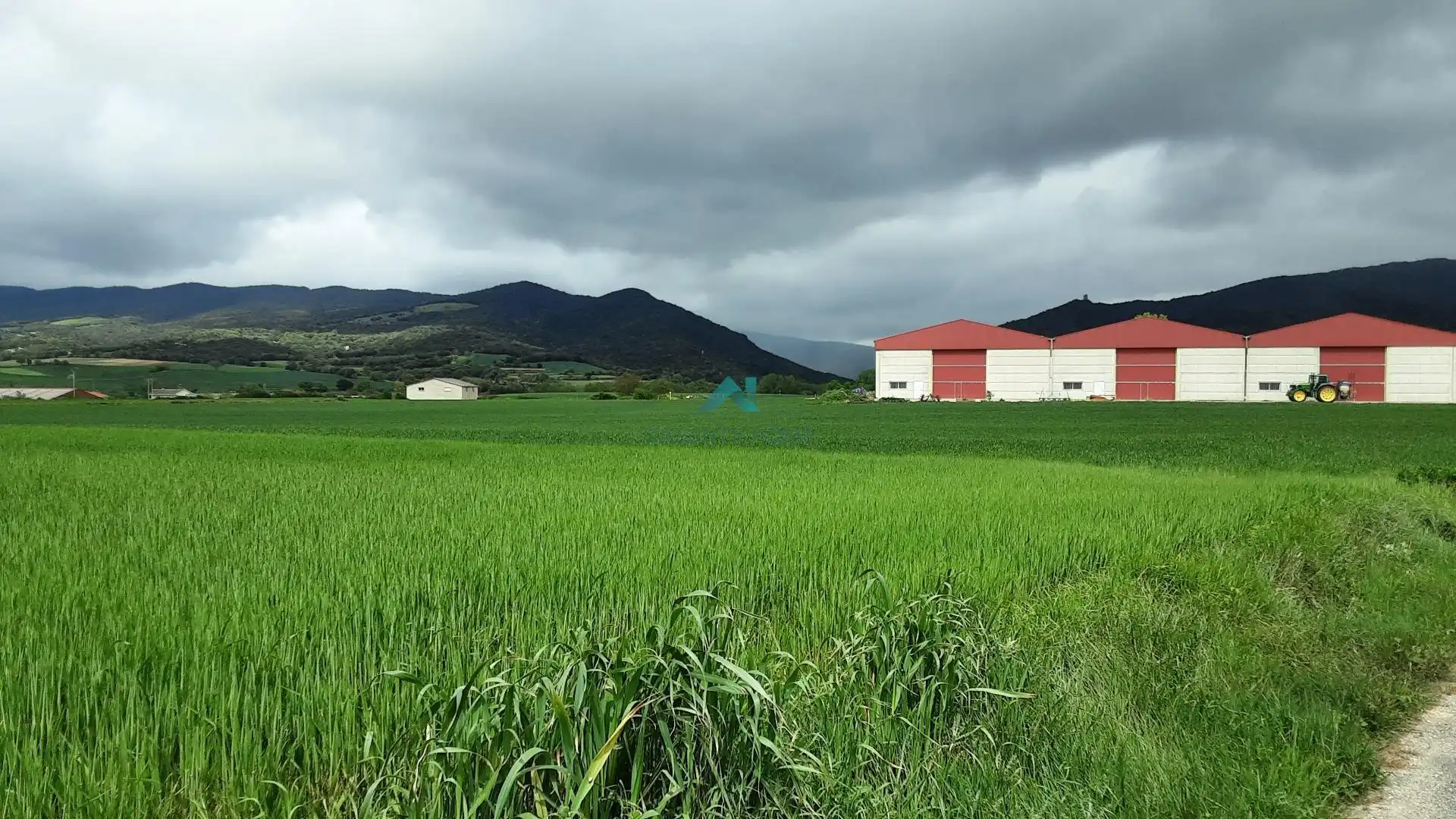 Terreno industrial en venta en La Puebla de Arganzón