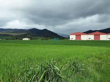 Terreno industrial en venta en La Puebla de Arganzón