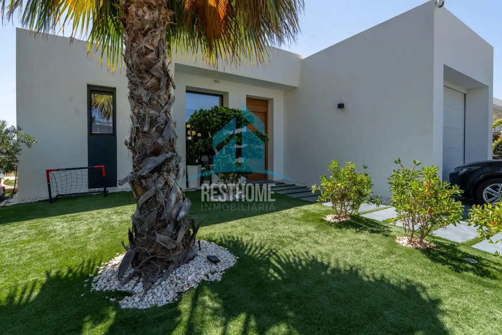 Vista exterior de Casa o xalet en venda en Finestrat amb Aire condicionat, Calefacció i Jardí privat