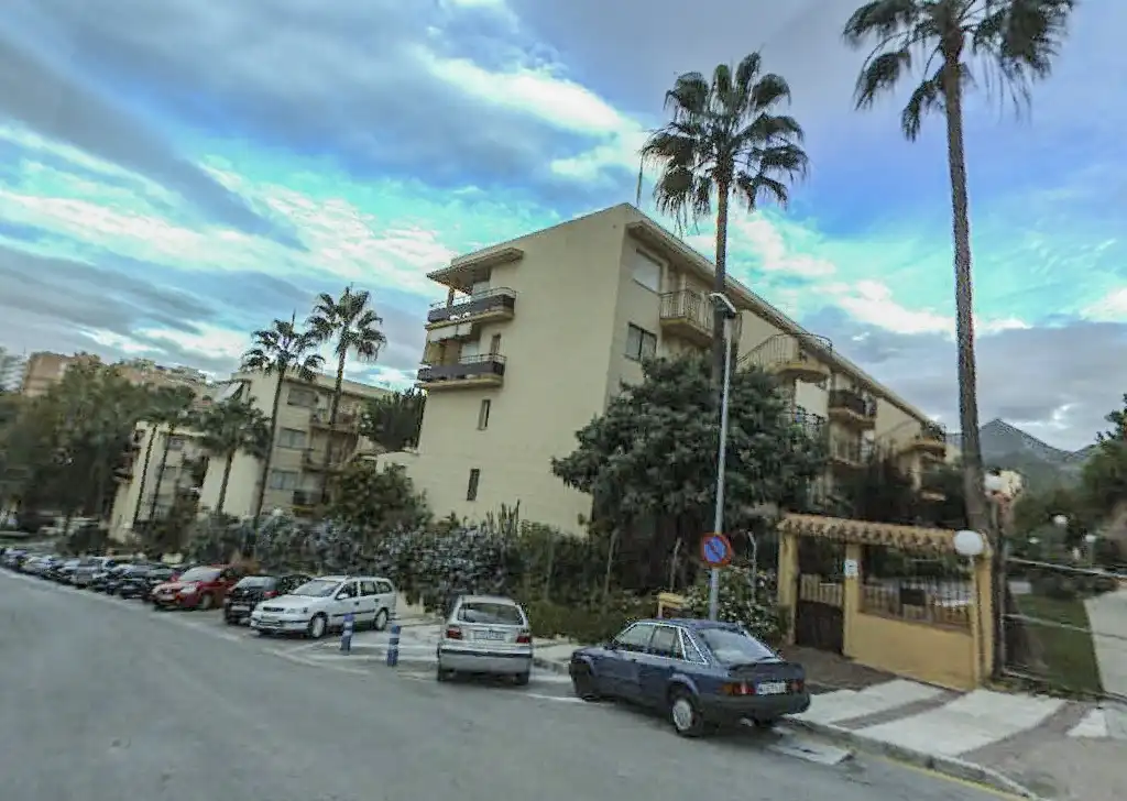 Vista exterior de Pis en venda en Marbella