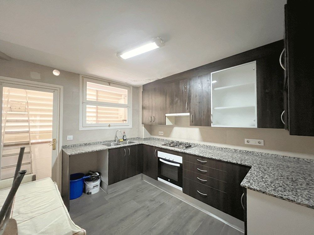 Cocina de Piso en venta en Valls con Calefacción, Terraza y Balcón