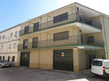Mixto residencial en venta en Calle SAN BLAS