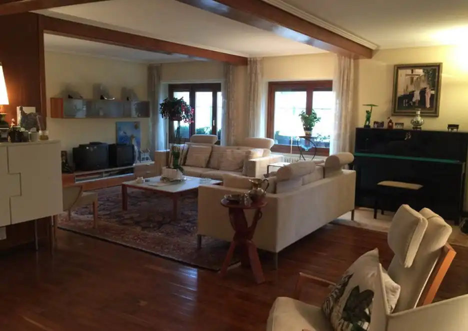 Living room of Detached homes for sale in Vitoria - Gasteiz  with Heating, Private garden and Parquet flooring