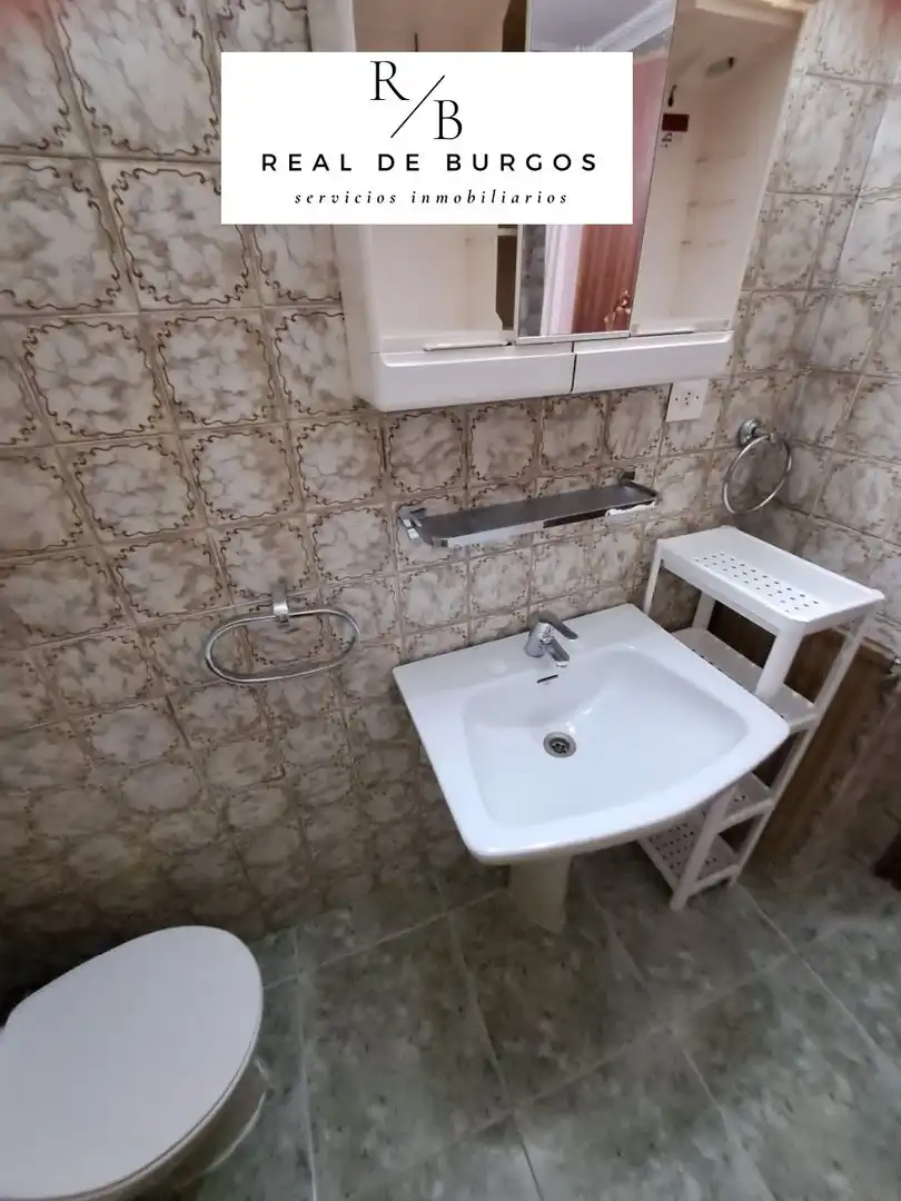 Bathroom of Flat for rent in Valladolid  with Heating, Terrace and Furnished