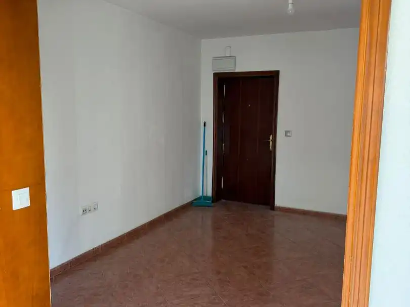 Piso en venta en  Sevilla Capital con Aire acondicionado, Terraza y Balcón