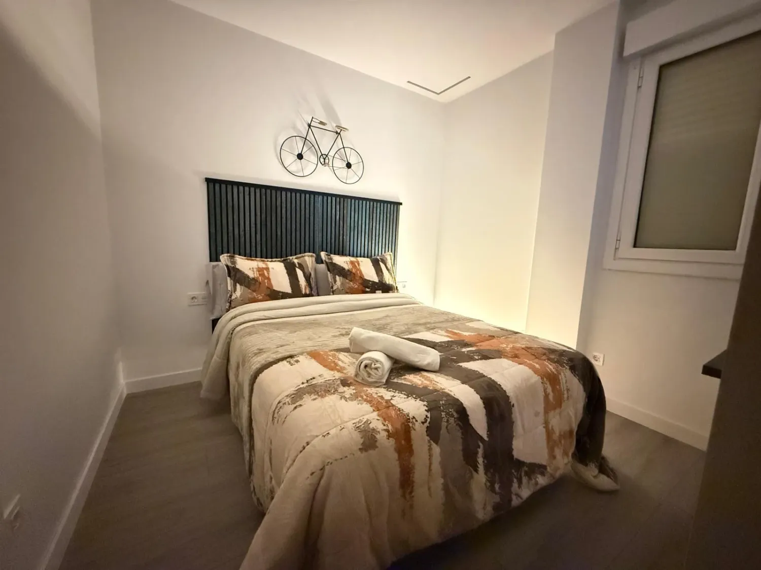 Habitación de Piso de alquiler en Donostia - San Sebastián  con Calefacción, Amueblado y Horno