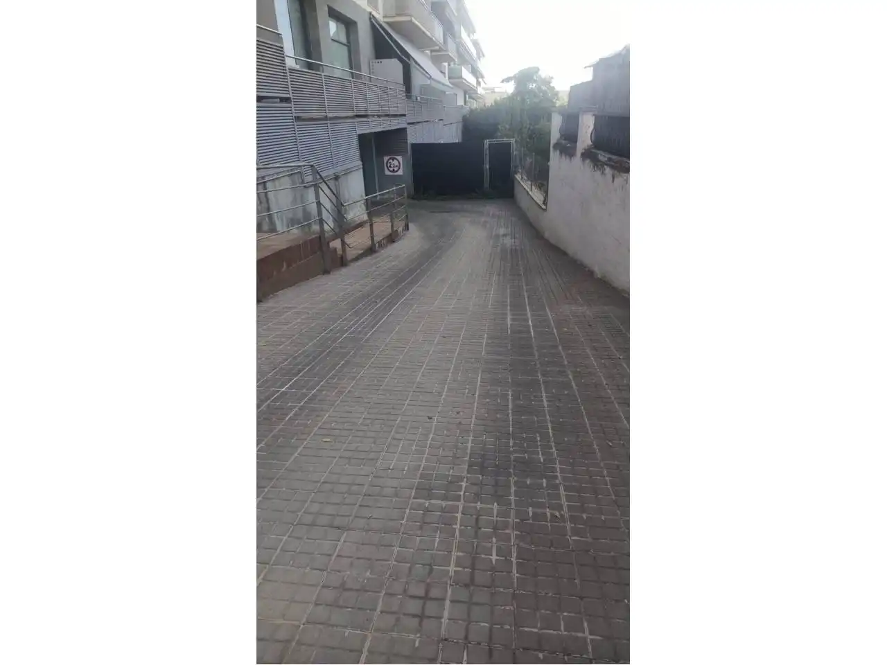 Parking with lift for sale in Calle Sant Ponç, imagen 4