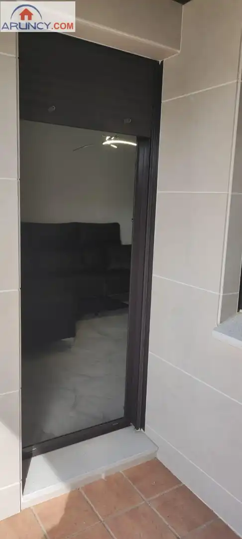 Piso de alquiler en Montequinto con Aire acondicionado, Calefacción y Jardín privado