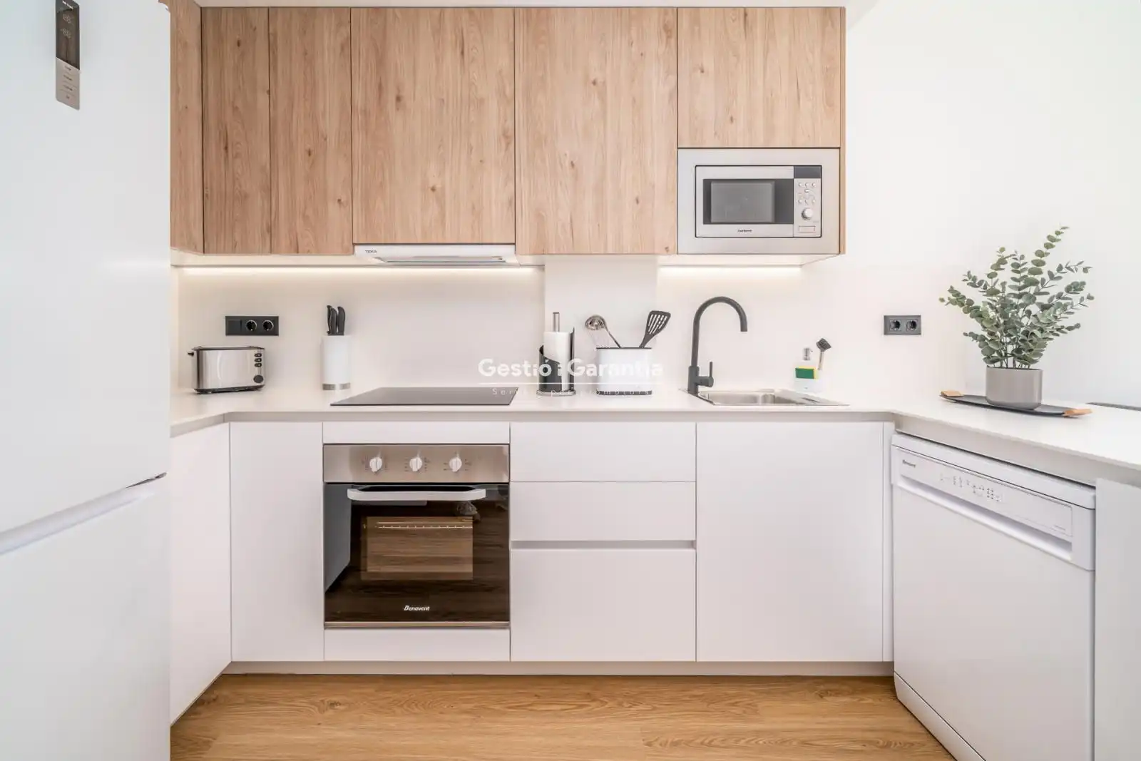 Cocina de Piso en venta en Barcelona con Terraza y Amueblado