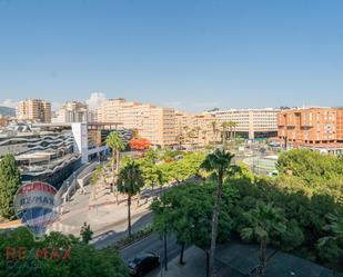 Exterior view of Flat for sale in Málaga Capital  with Air Conditioner, Terrace and Community pool