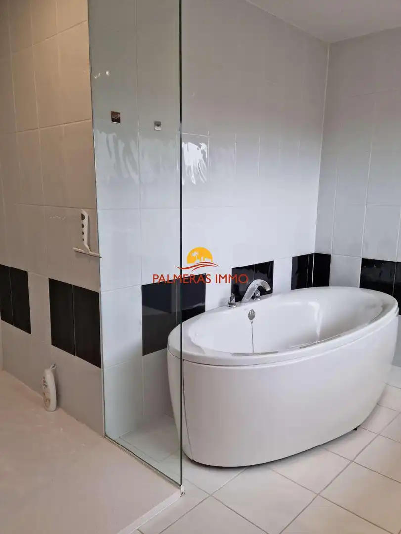 Chalet con piscina en venta en Sant Jordi d'Alfama, imagen 29