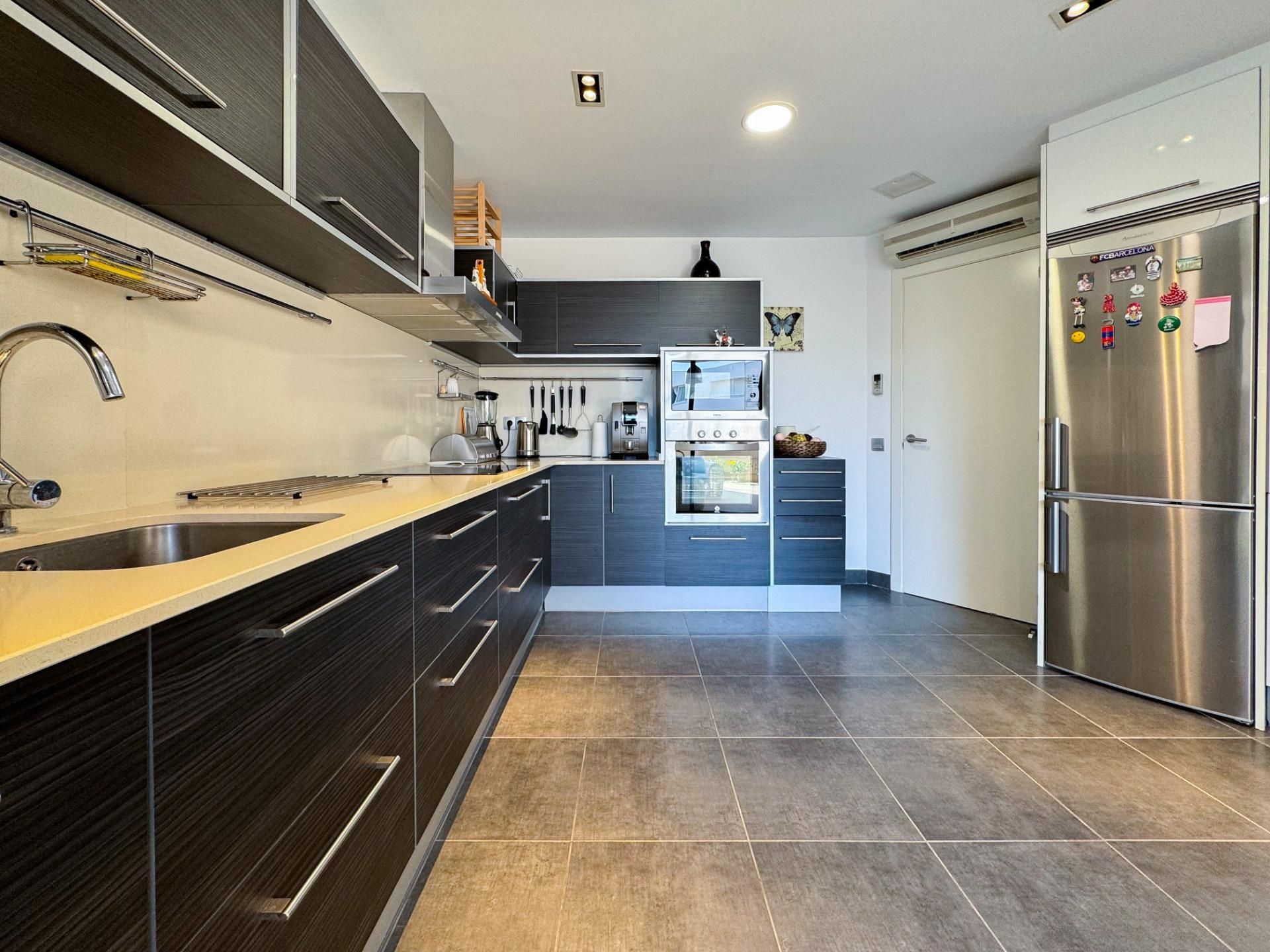 Cocina de Casa o chalet en venta en Torredembarra con Aire acondicionado, Calefacción y Jardín privado