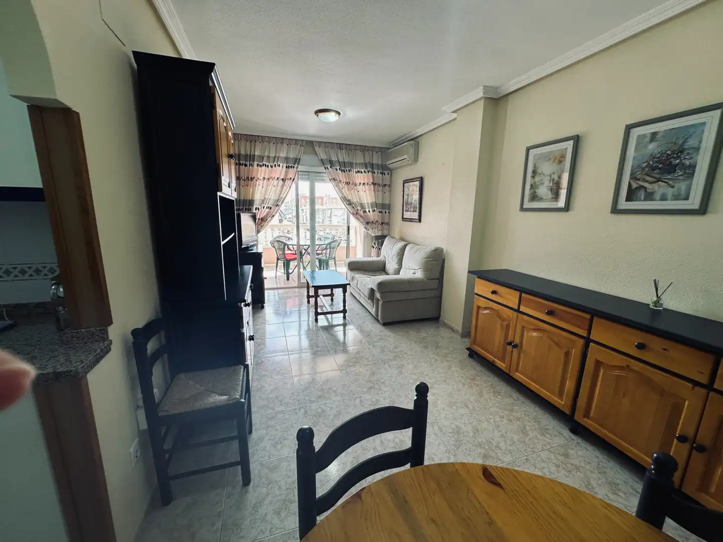 Wohnzimmer von Wohnung zur Miete in Santa Pola mit Klimaanlage, Terrasse und Möbliert