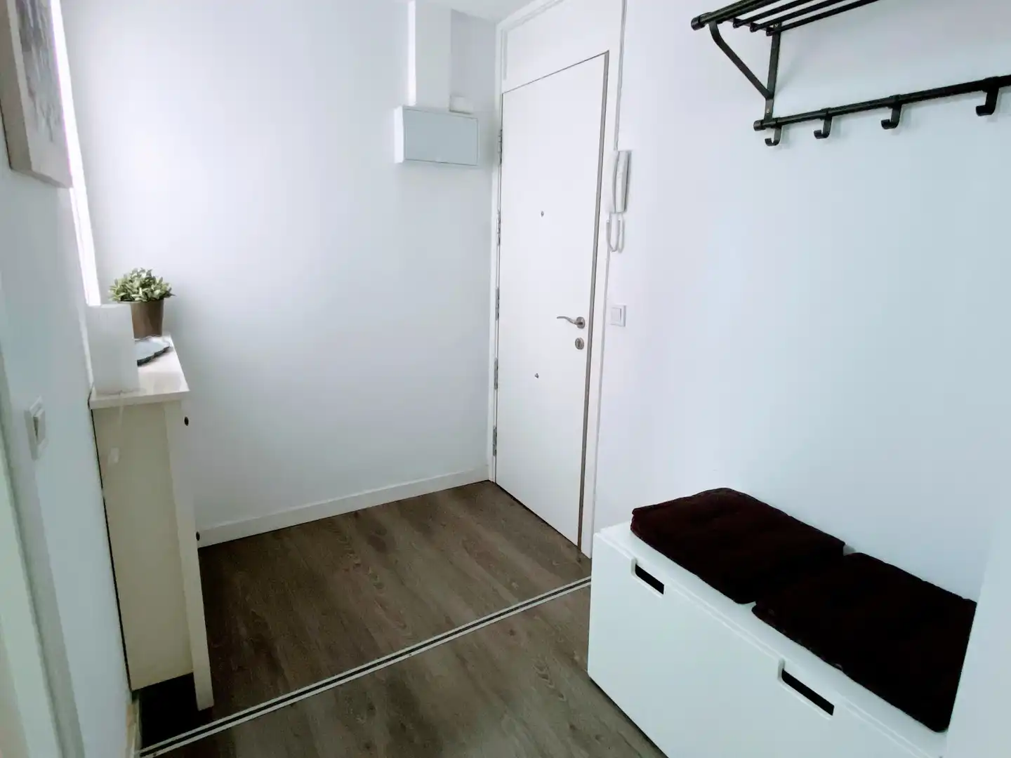 Flat for rent in Madrid  with Air Conditioner, Furnished and Balcony