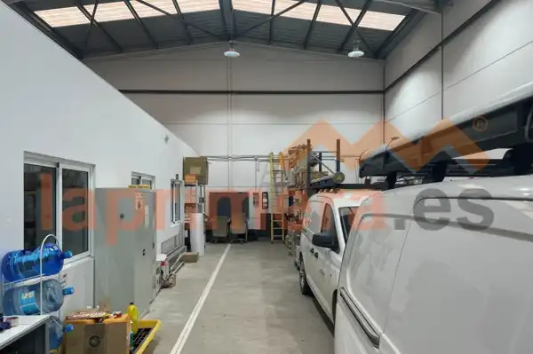 Industrial building to rent in Alaquàs, imagen 2