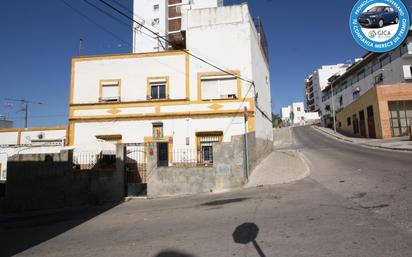 Vista exterior de Casa o xalet en venda en Jerez de la Frontera amb Terrassa