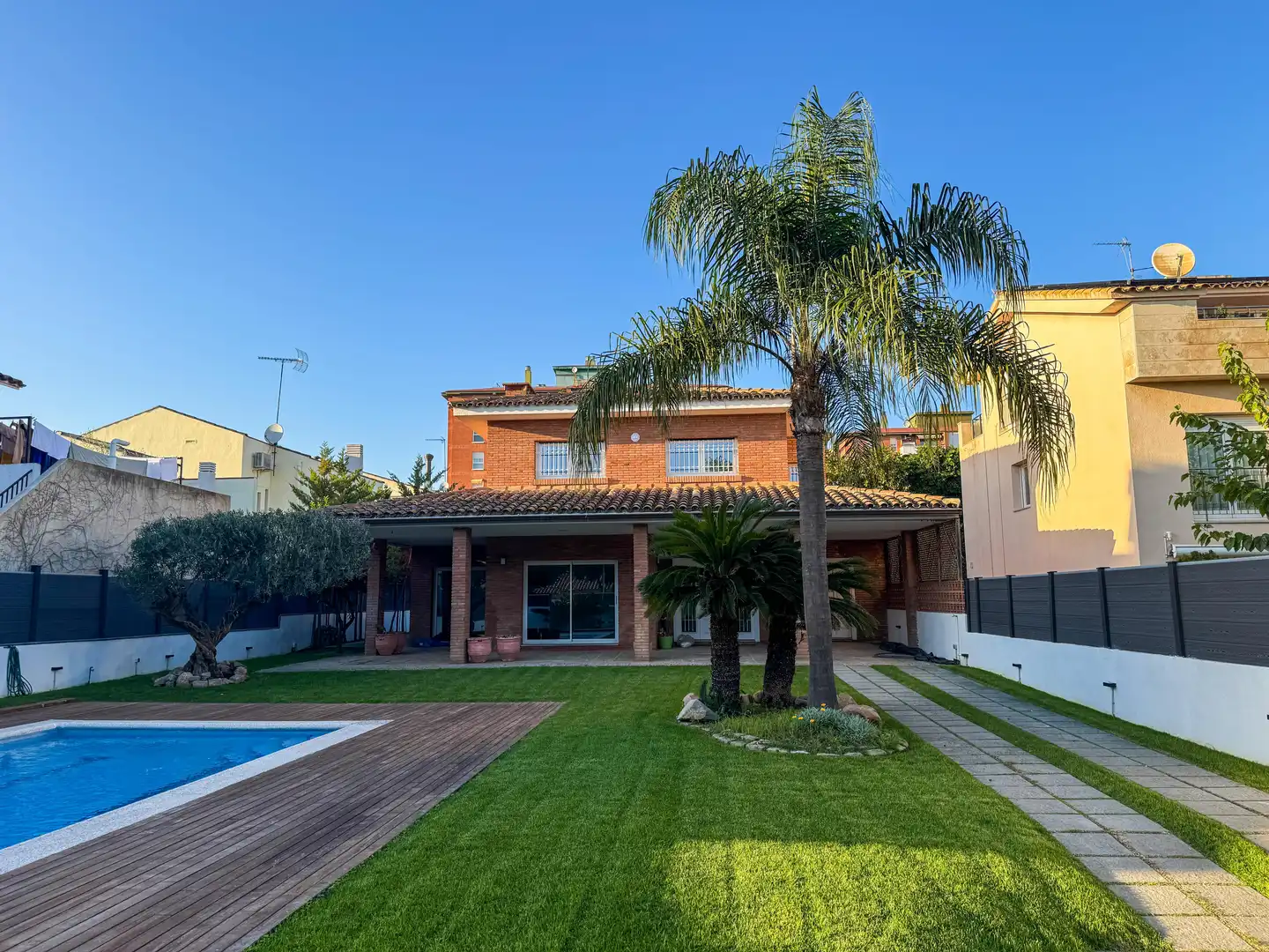 Detached house with pool to rent in Carrer dels Capitans de Mar, imagen 4