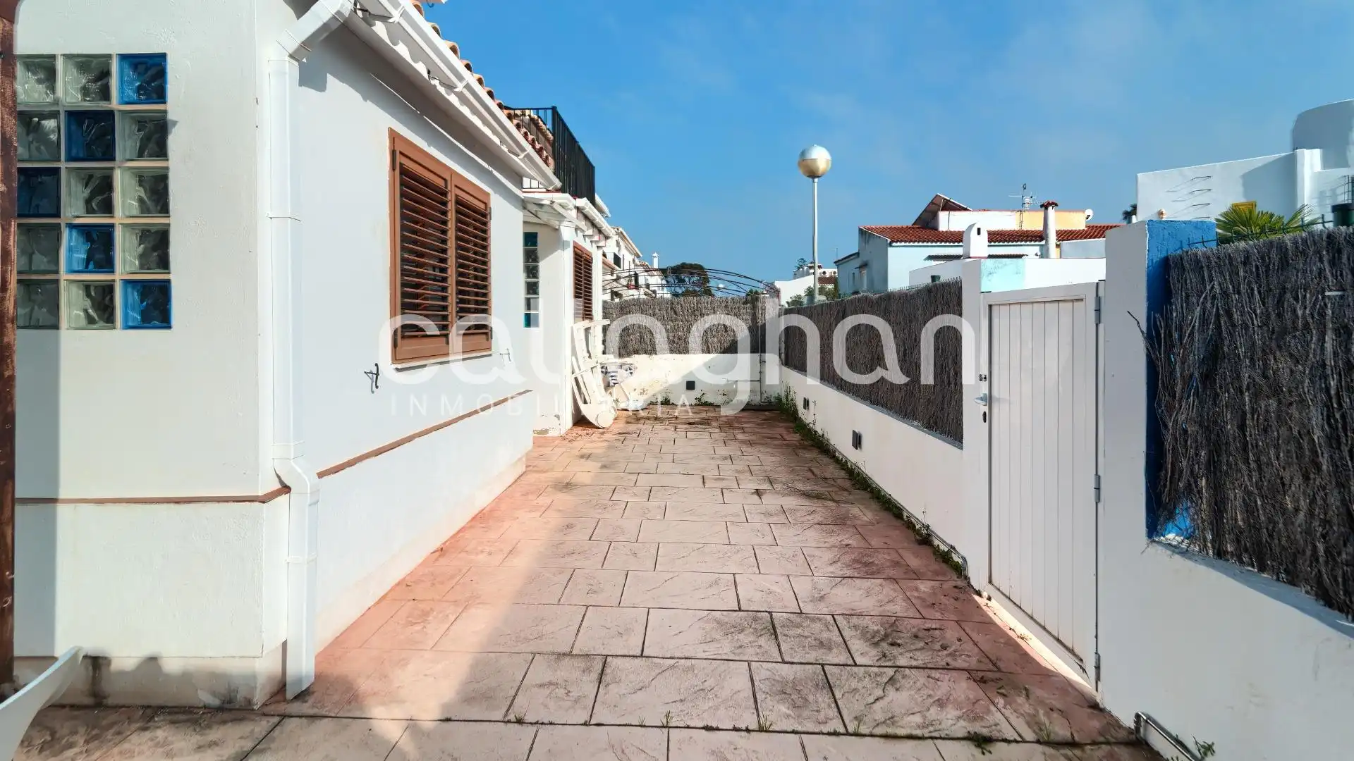 Terrassa de Casa adosada en venda en Sagunto / Sagunt amb Aire condicionat, Calefacció i Terrassa