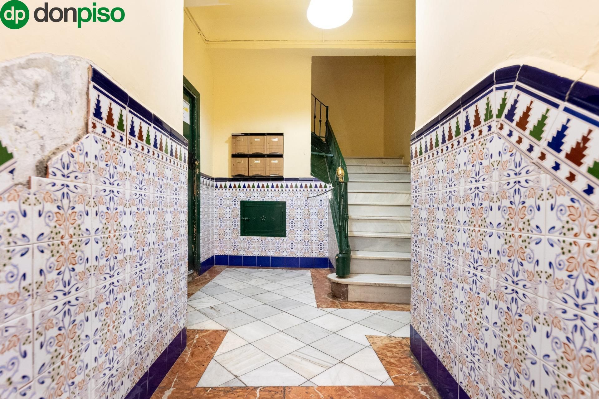 Pis en venda en  Granada Capital amb Aire condicionat i Calefacció