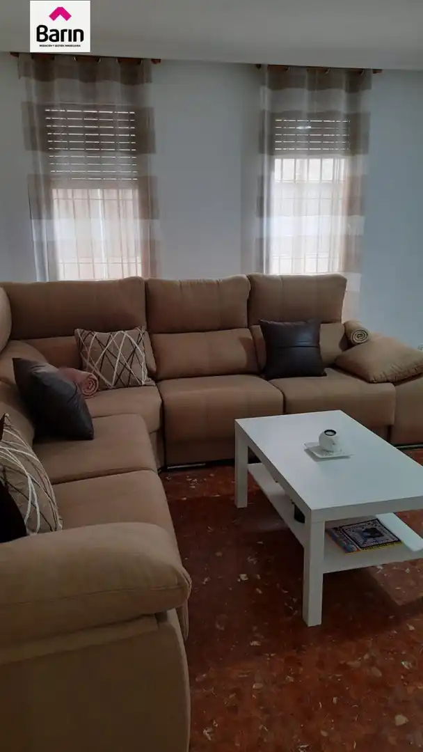 Wohnzimmer von Wohnung zum Verkauf in Córdoba mit Klimaanlage, Terrasse und Abstellraum