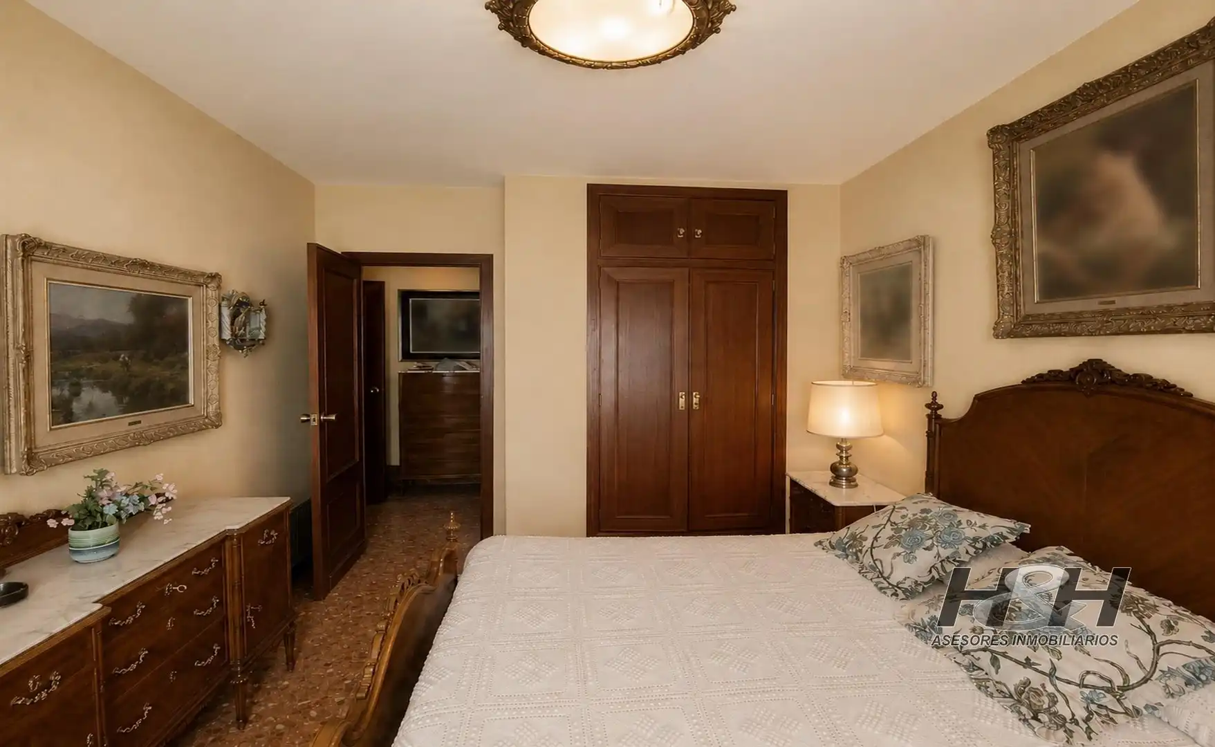 Habitación de Piso en venta en Náquera con Jardín privado, Terraza y Balcón