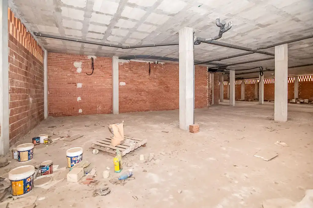 Local comercial en venta en Calle Leales 2, imagen 8