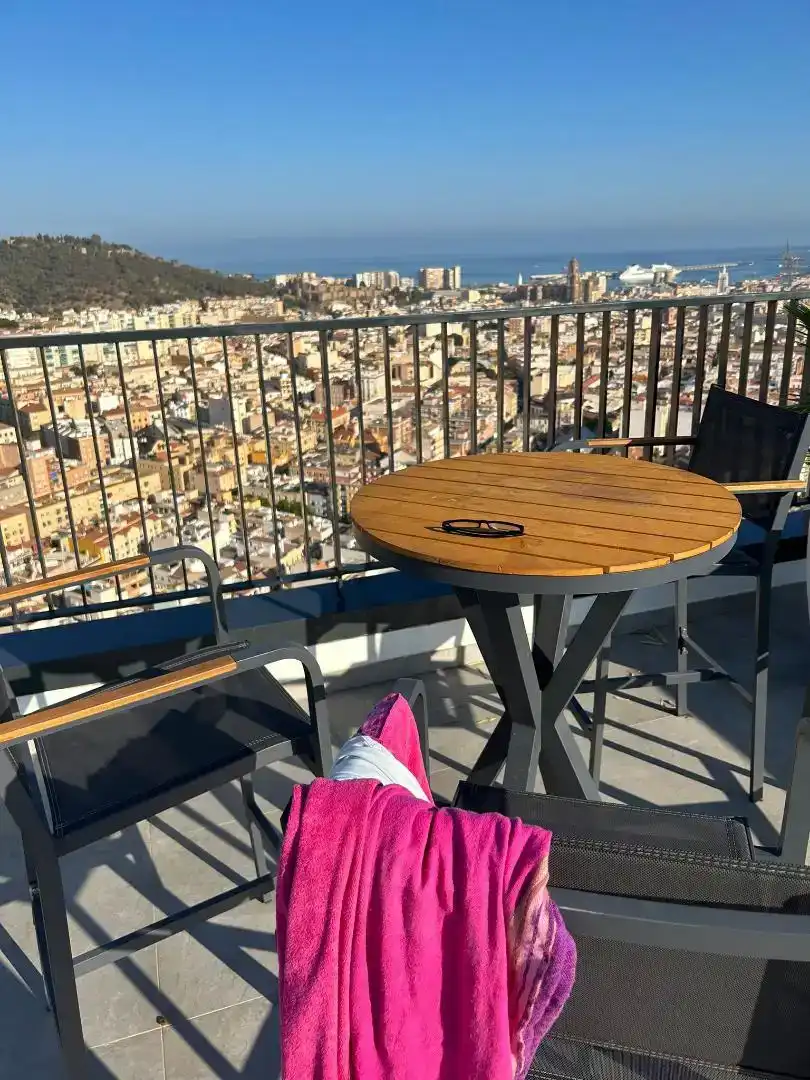 Terrasse von Wohnungen zur Miete in Málaga Capital mit Klimaanlage und Schwimmbad