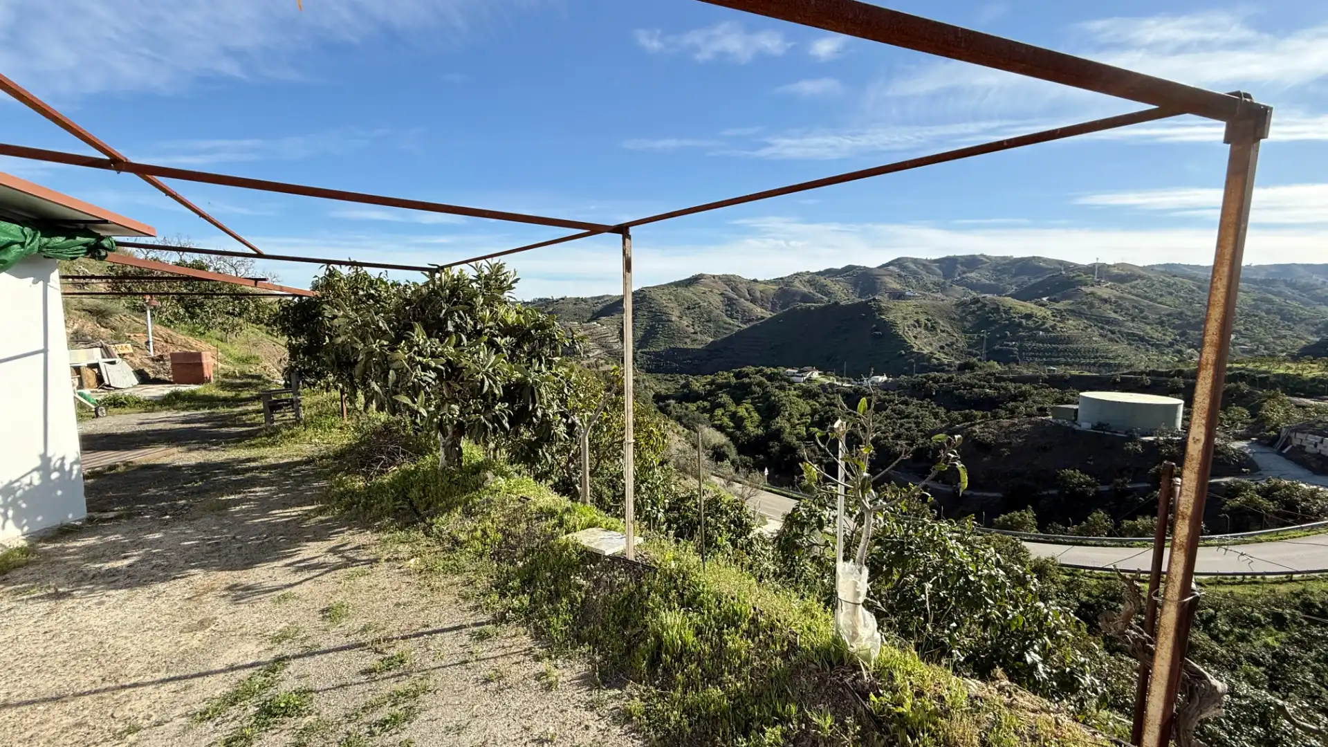 Casa rústica amb piscina en venda a Almáchar, imagen 4