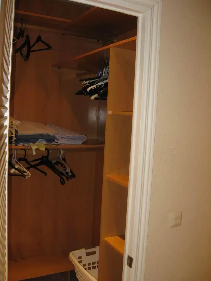 Habitación de Piso de alquiler en Torremolinos con Aire acondicionado, Parquet y Terraza