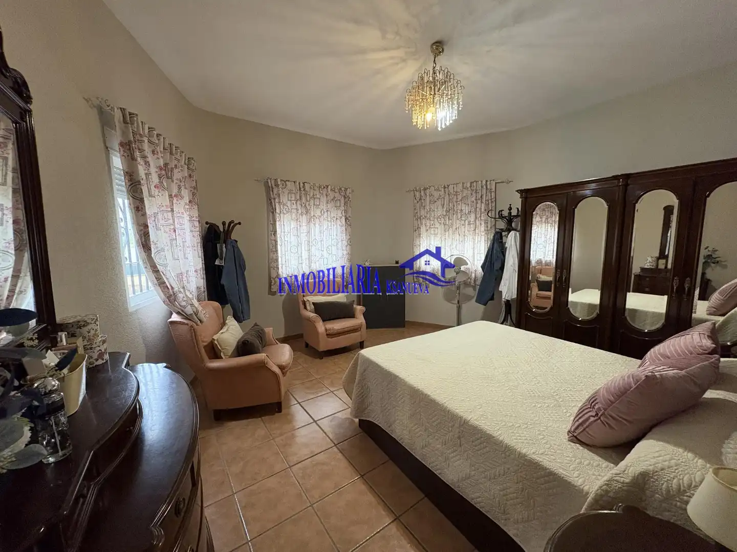 Bedroom of Houses for sale in Córdoba  with Air Conditioner, Heating and Storage room