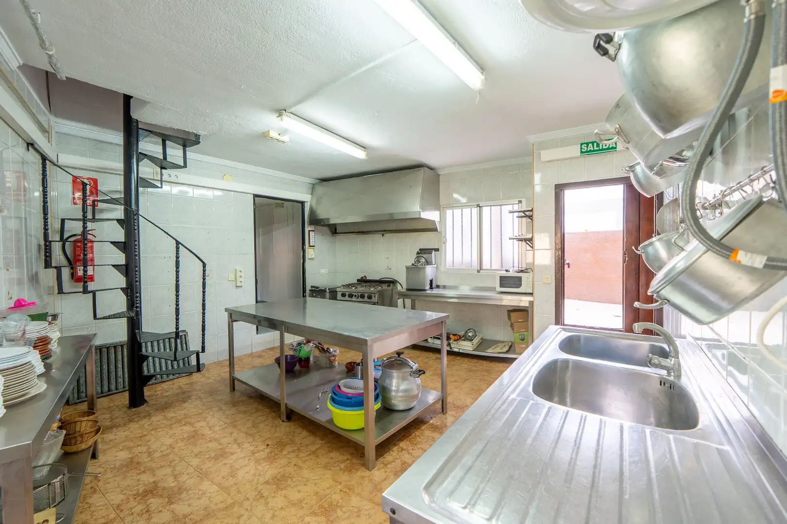 Business premises for sale in Barrio SALADO, imagen 14