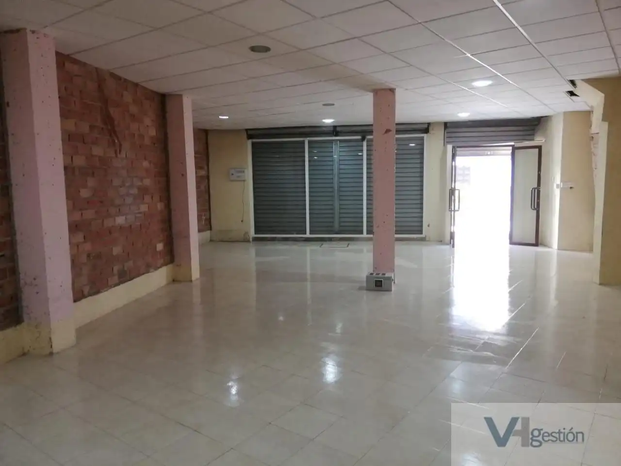 Local comercial en venda a JUAN RAMON JIMENEZ