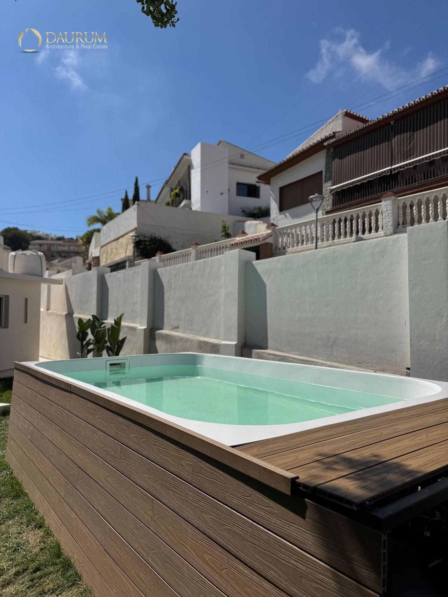 Piscina de Casa o xalet en venda en Fuengirola amb Aire condicionat, Calefacció i Jardí privat