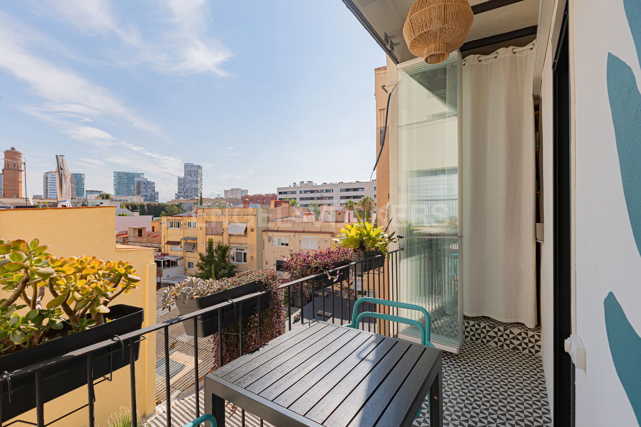 Balcony of Attic for sale in  Barcelona Capital  with Air Conditioner, Heating and Terrace