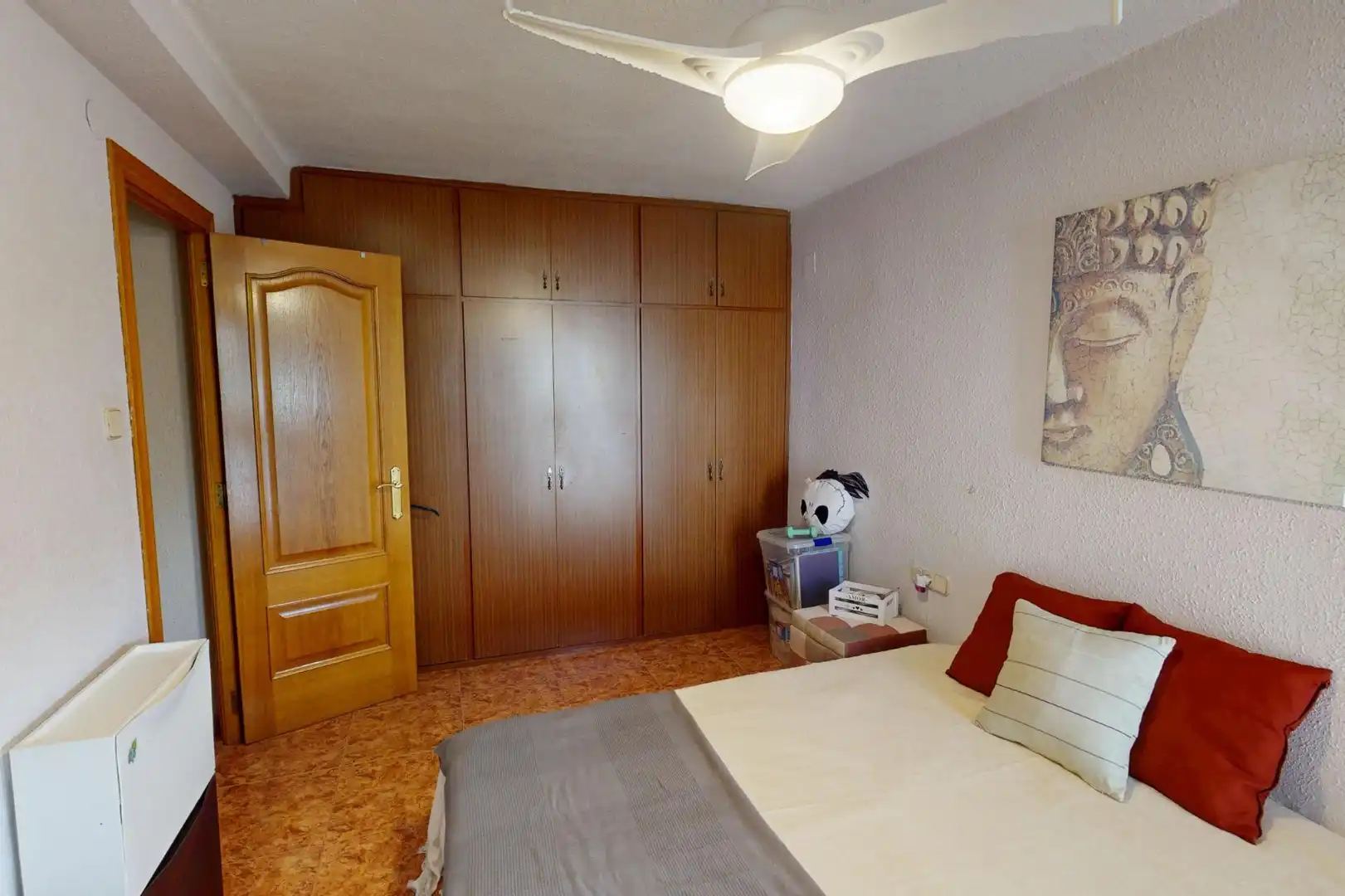 Schlafzimmer von Wohnung zum Verkauf in Valencia mit Klimaanlage