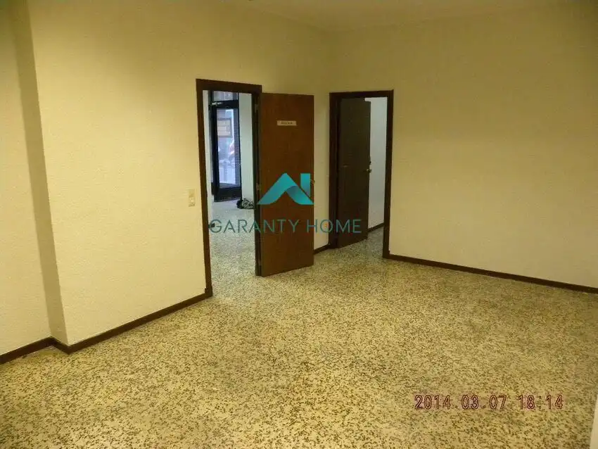 Local en venda en Zaragoza amb Aire condicionat