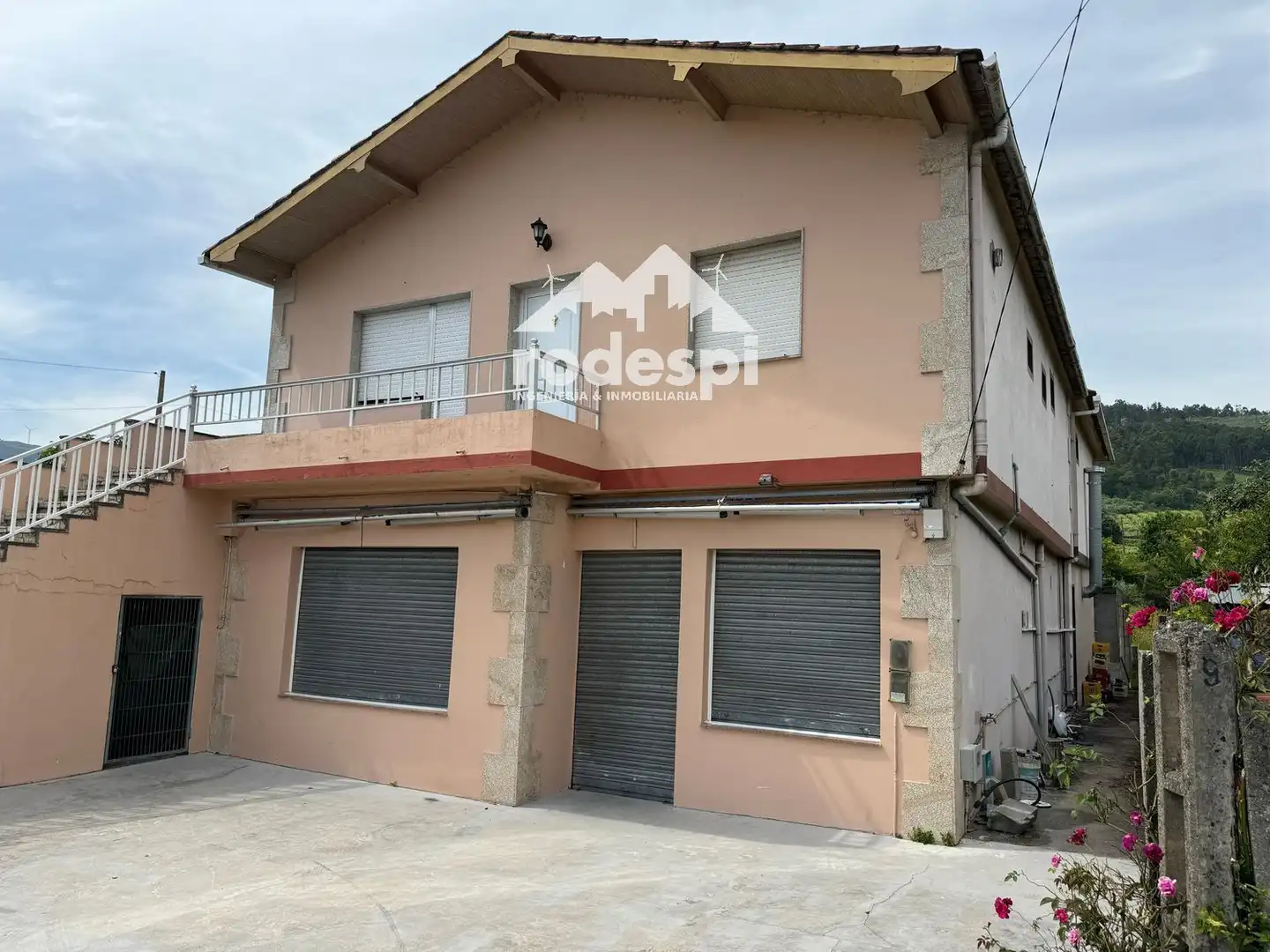 Exterior view of Commercial properties for rent in Arbo  with Furnished