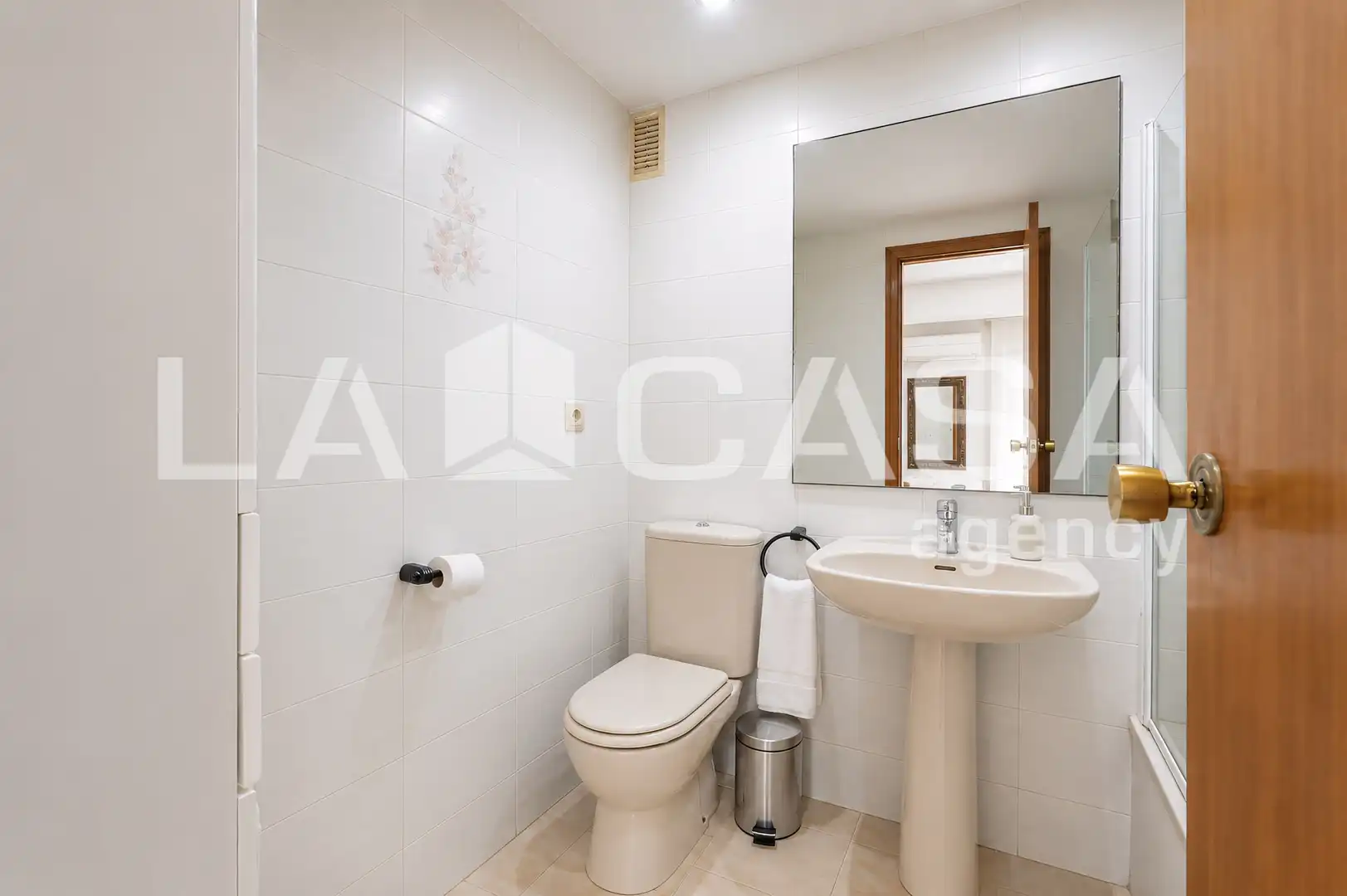 Bathroom of Flat for sale in Valencia  with Balcony