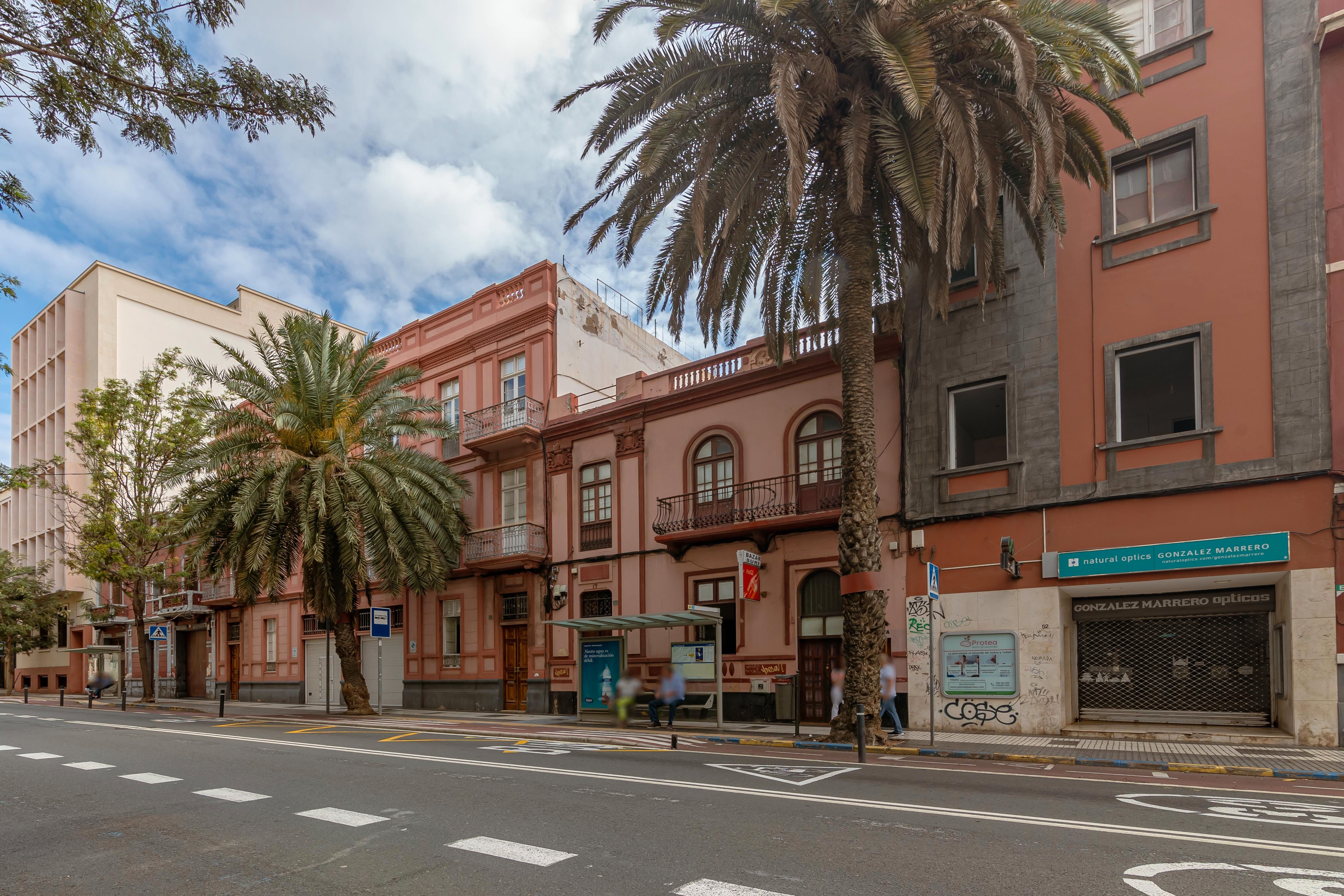 Vista exterior de Piso en venta en Las Palmas de Gran Canaria con Terraza