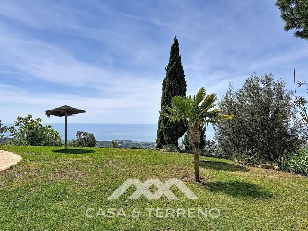Jardí de Casa o xalet en venda en Algarrobo