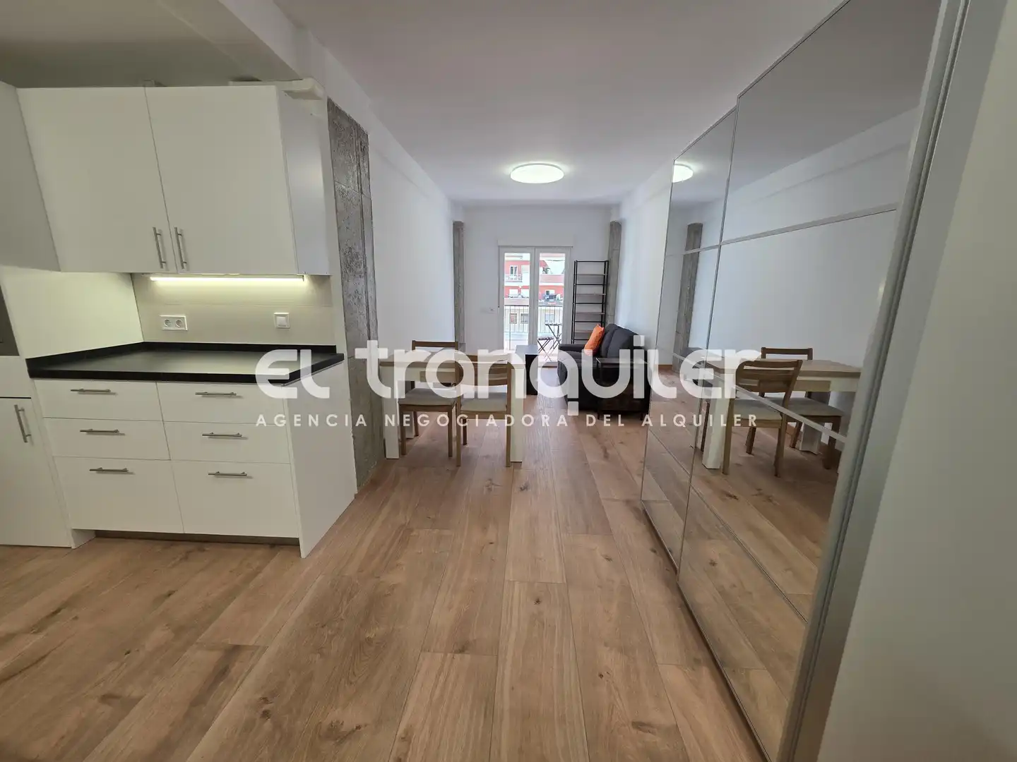Wohnzimmer von Wohnung zur Miete in Madrid mit Klimaanlage, Terrasse und Möbliert