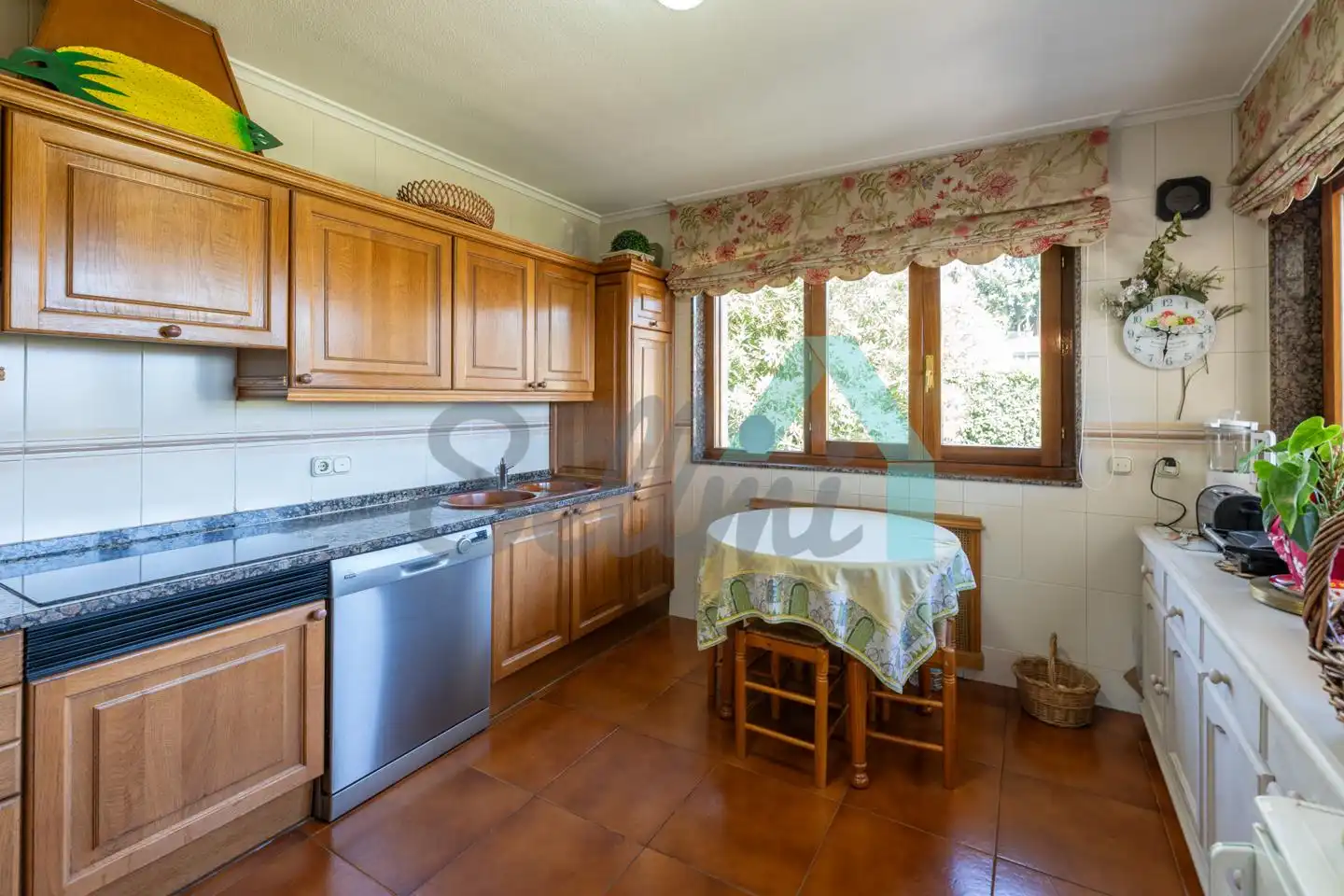 Kitchen of Detached homes for sale in Llanes  with Heating, Private garden and Parquet flooring