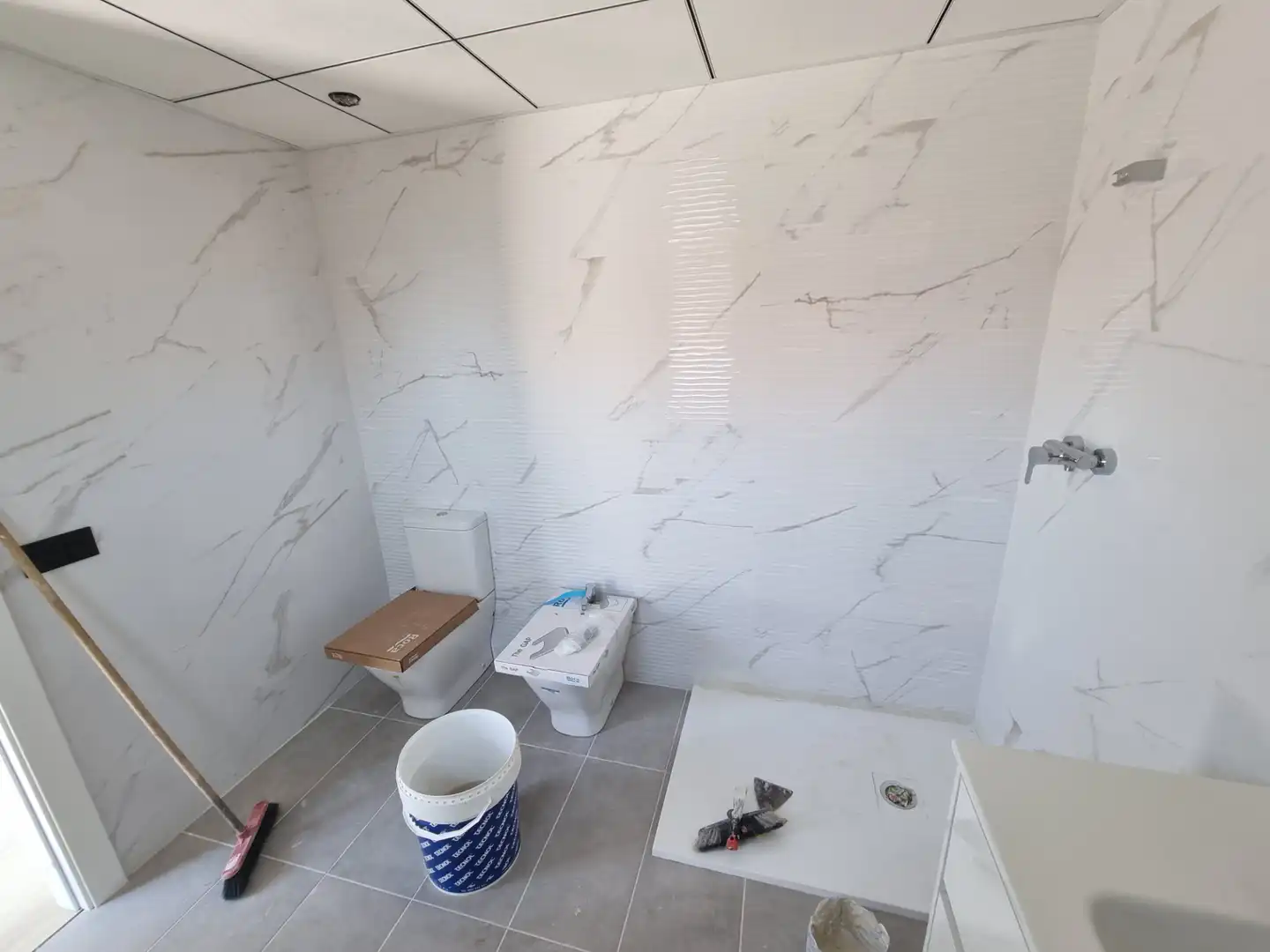 Badezimmer von Haus oder Chalet zum Verkauf in Cambrils mit Klimaanlage, Heizung und Privatgarten