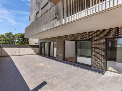 Exterior view of Planta baja to rent in Esplugues de Llobregat  with Air Conditioner and Terrace