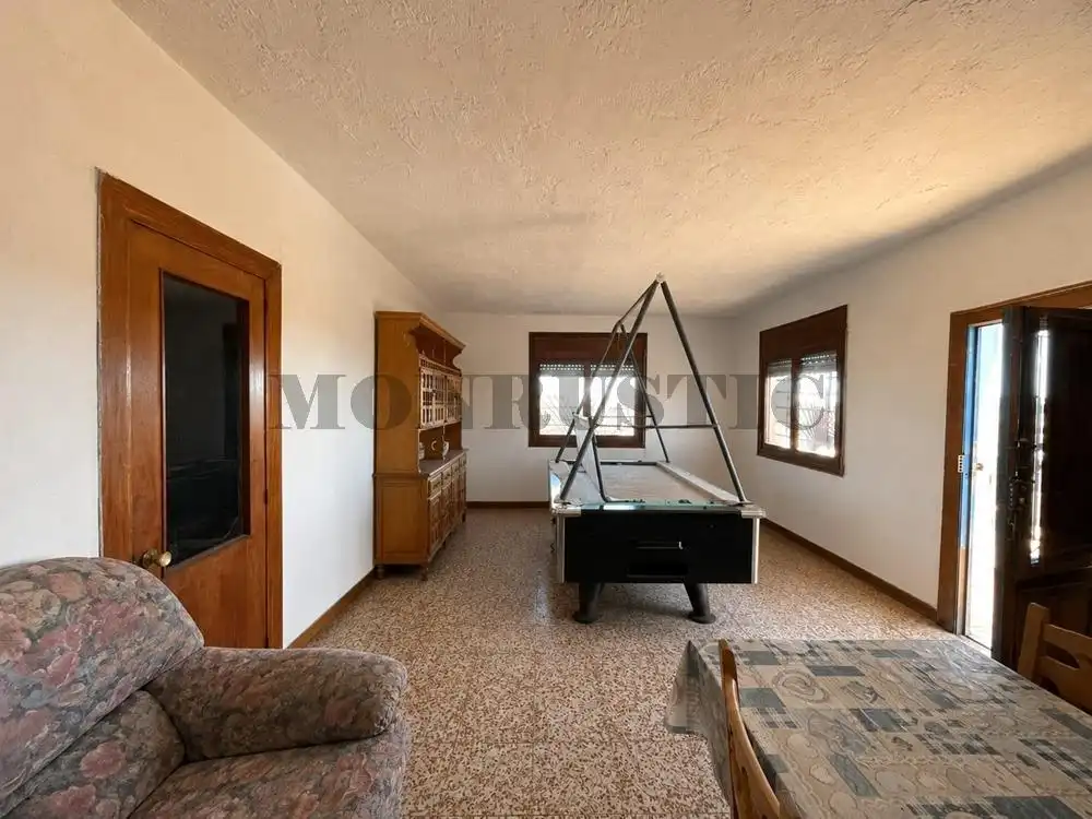 Finca rústica en venta en Querol con Jardín privado, Terraza y Trastero
