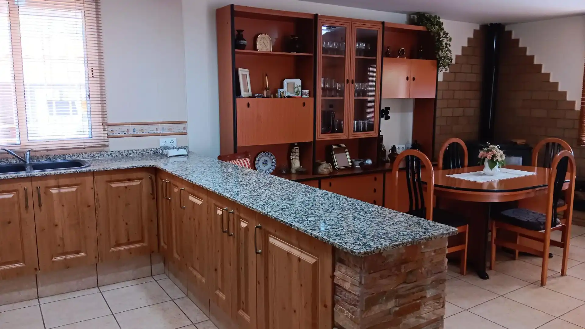 Cocina de Casa o chalet en venta en Cheste con Jardín privado, Terraza y Trastero