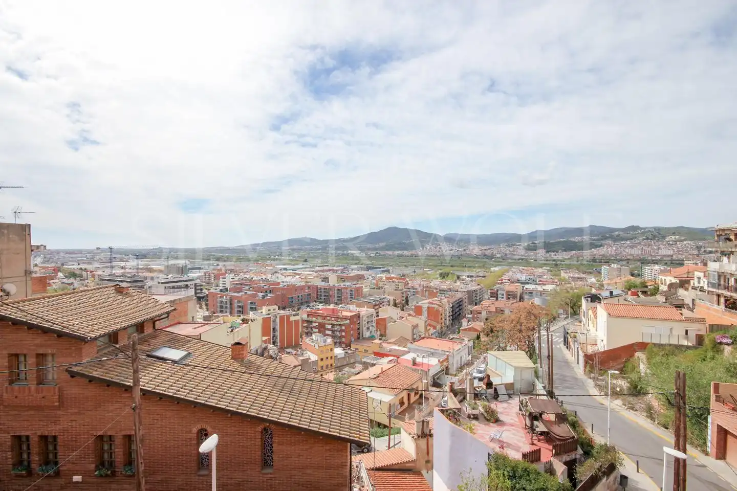 Vista exterior de Casa o chalet en venta en Molins de Rei con Aire acondicionado, Calefacción y Jardín privado