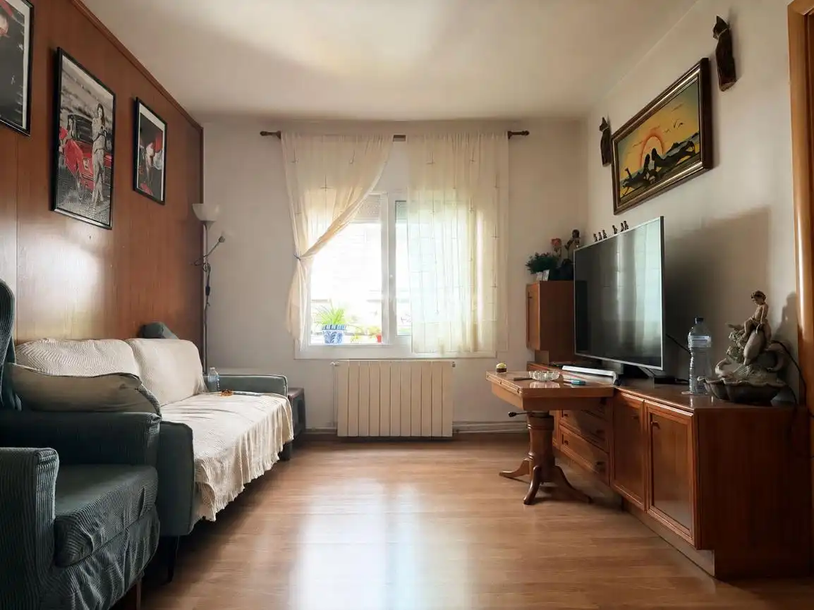 Living room of Flat for sale in Barcelona